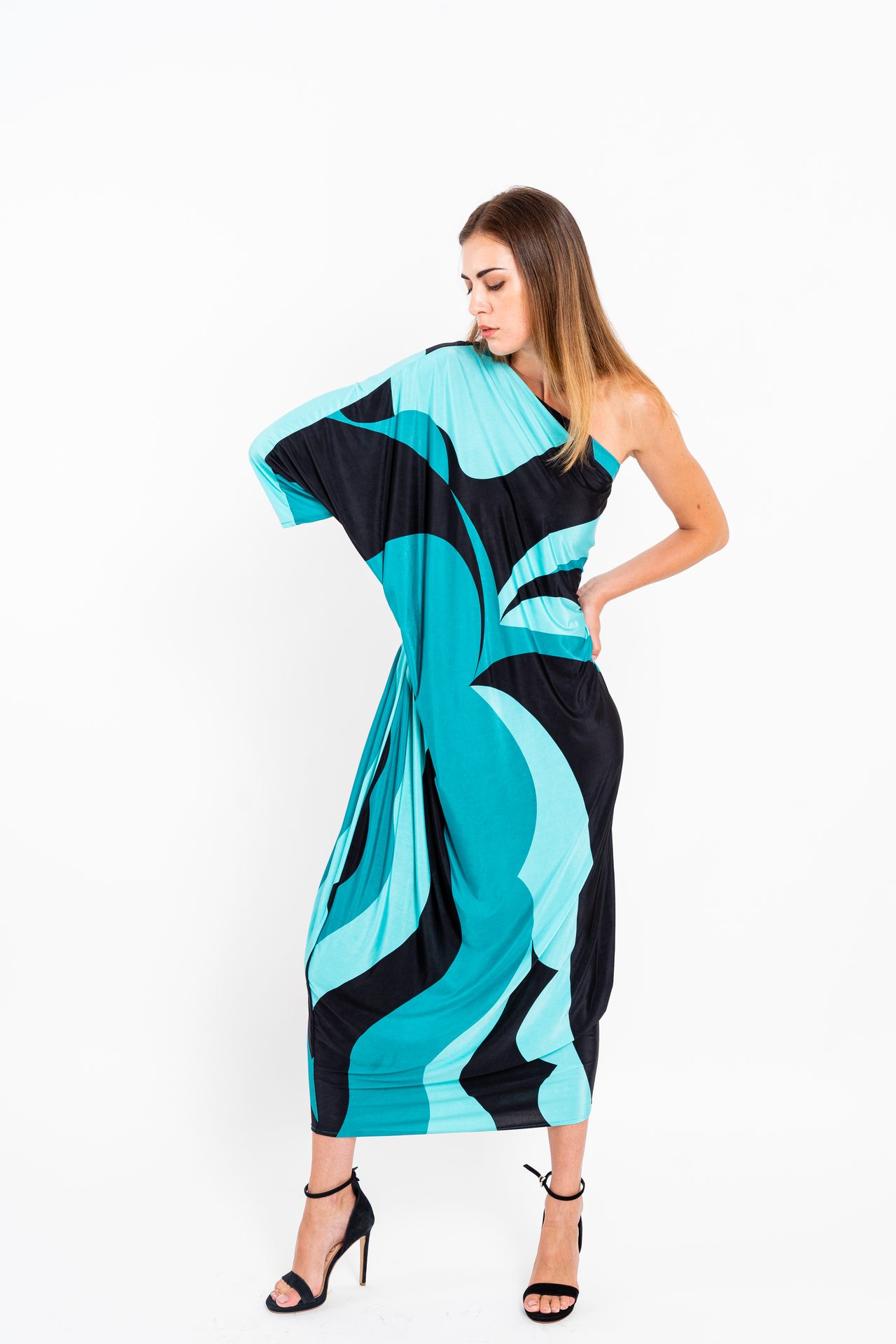 Pink/red swimsuit with hat